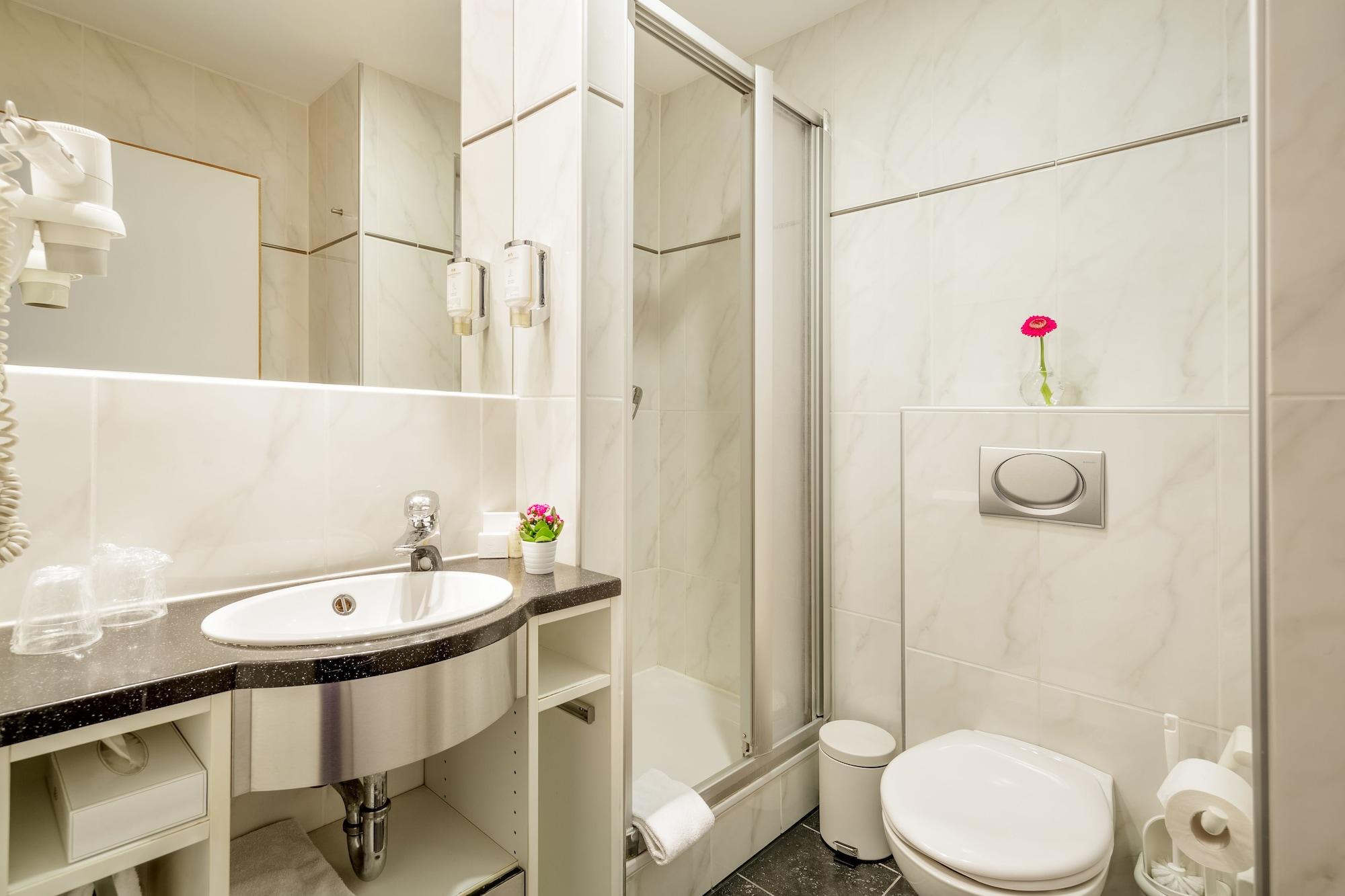 Messehotel Koeln-deutz 3* Keulen